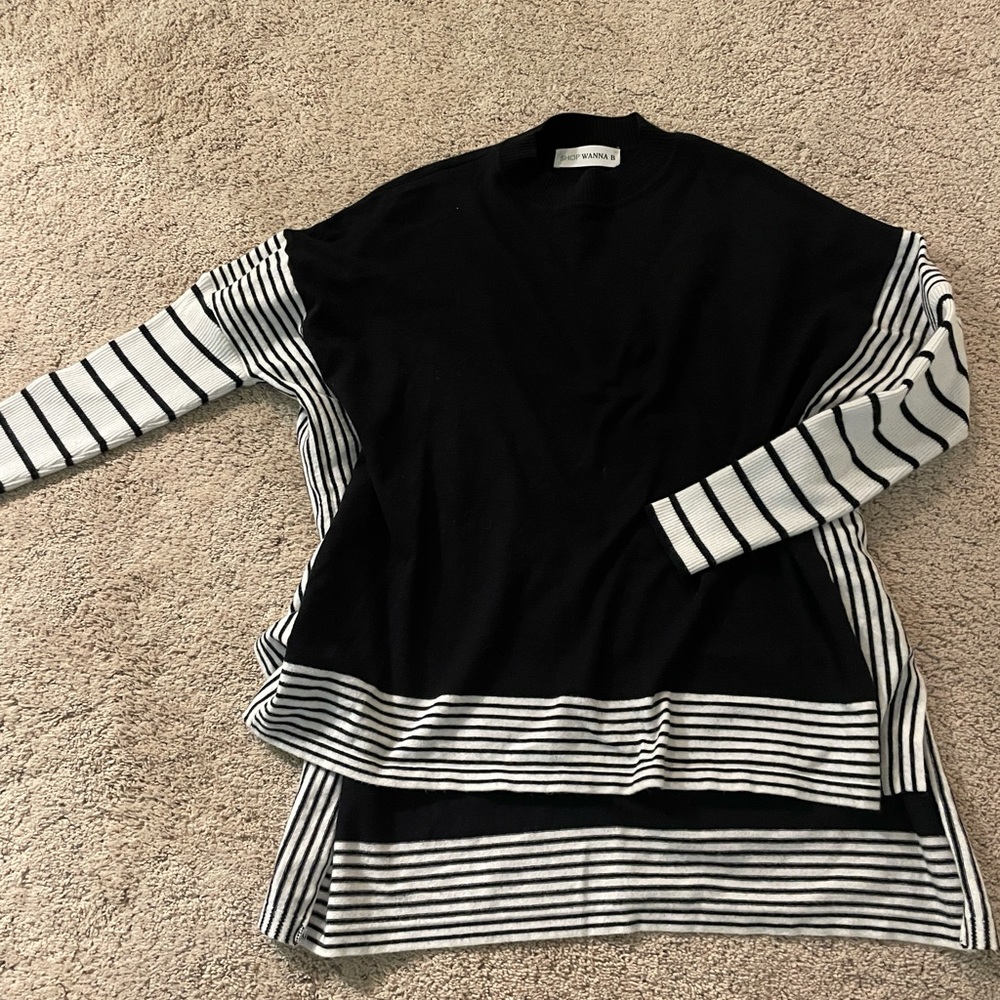 Mock turtle neck tunic sweater